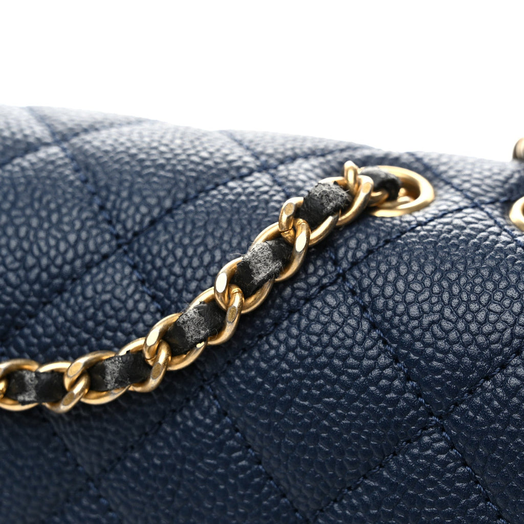Caviar Quilted Small CC Filigree Flap Navy Black