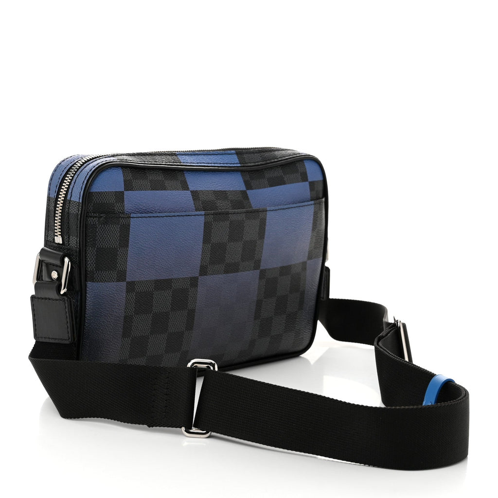 Giant Damier Graphite Alpha Messenger Bag Navy