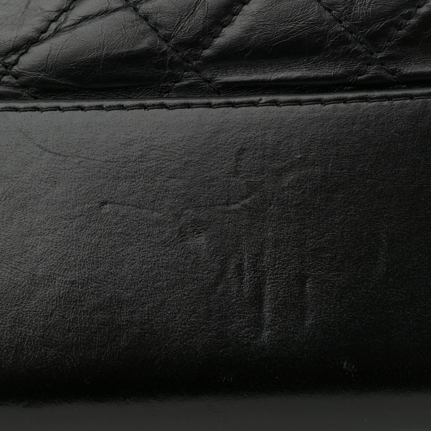 Aged Calfskin Quilted Medium Gabrielle Hobo Black