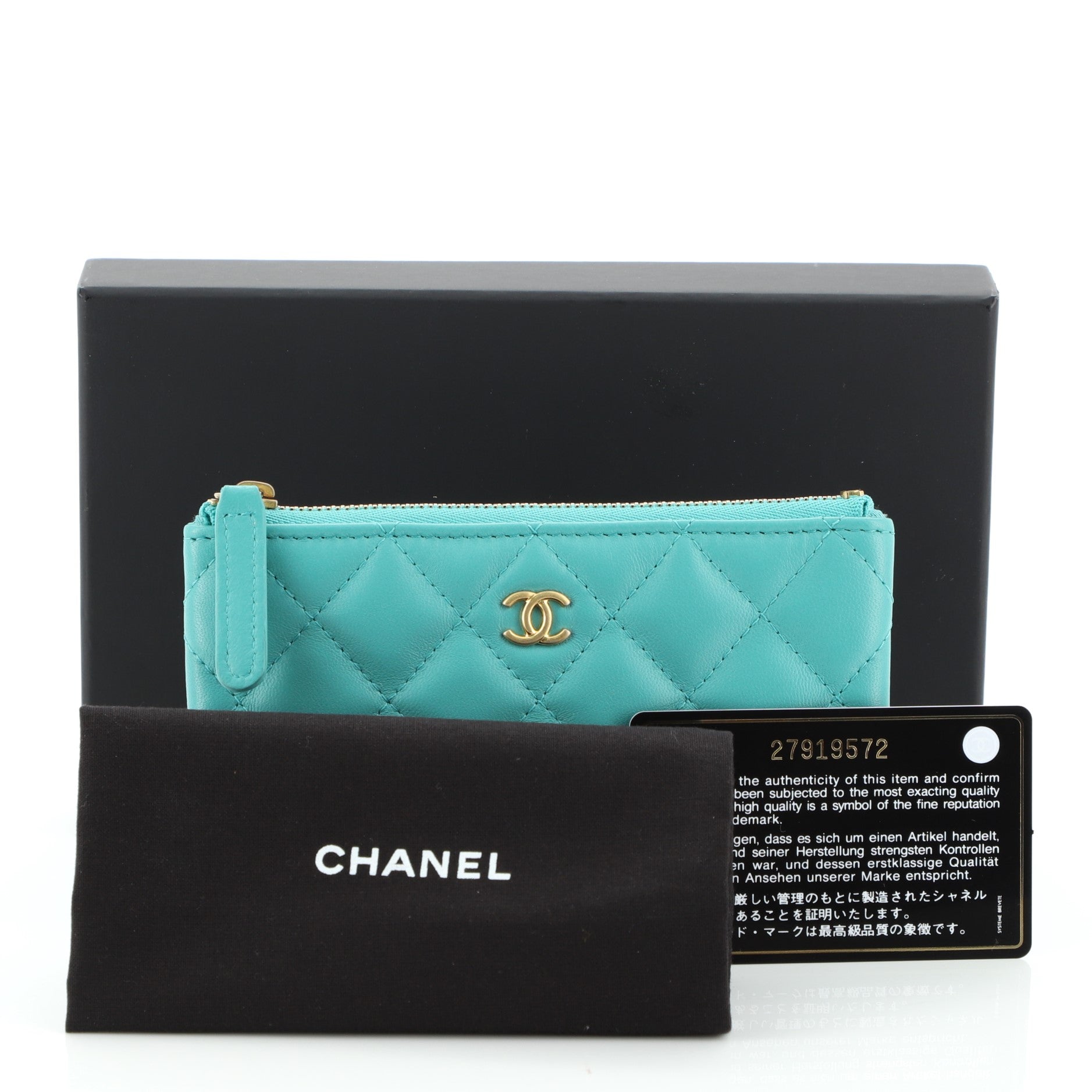 Classic O Case Pouch Quilted Lambskin Mini