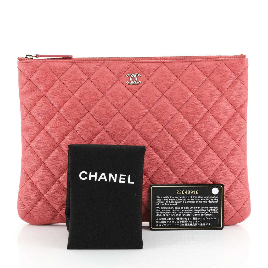 O Case Clutch Quilted Caviar Medium