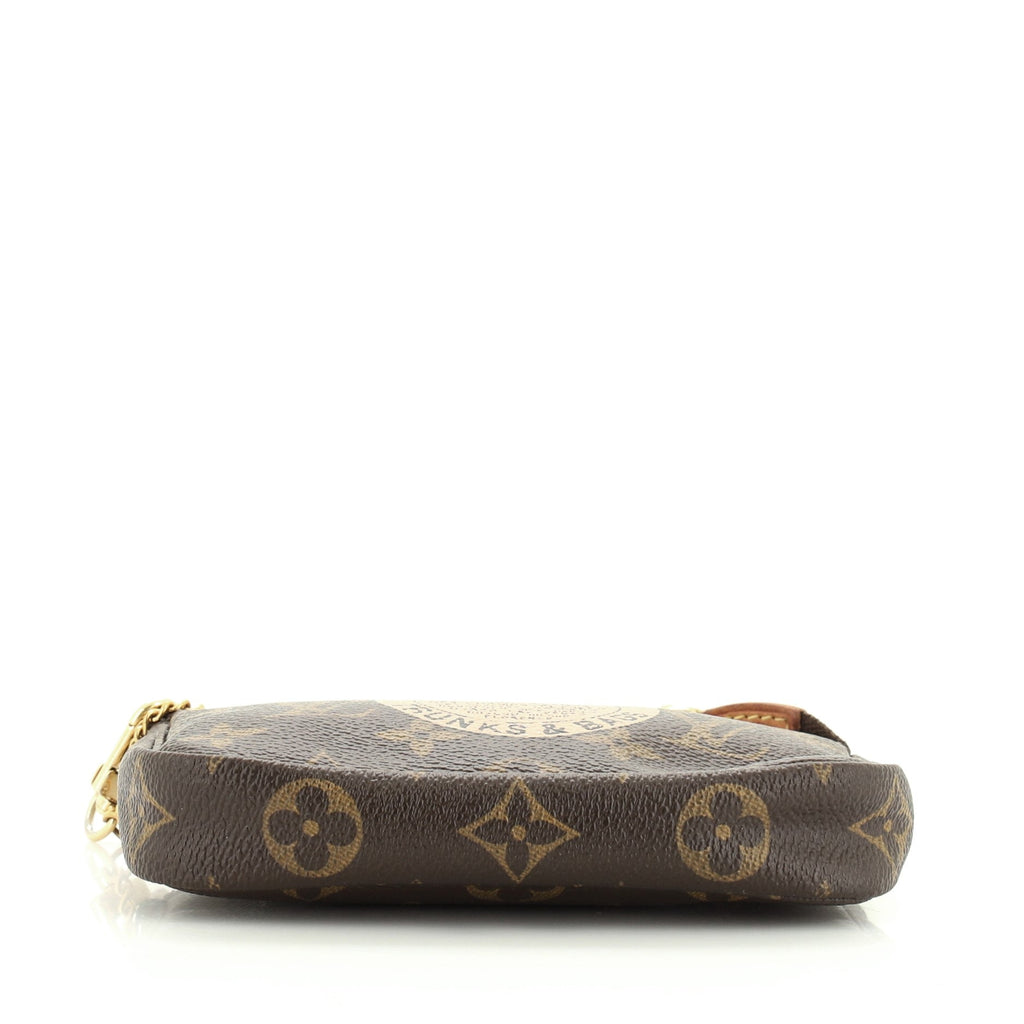 Pochette Accessoires Limited Edition Monogram Canvas Mini