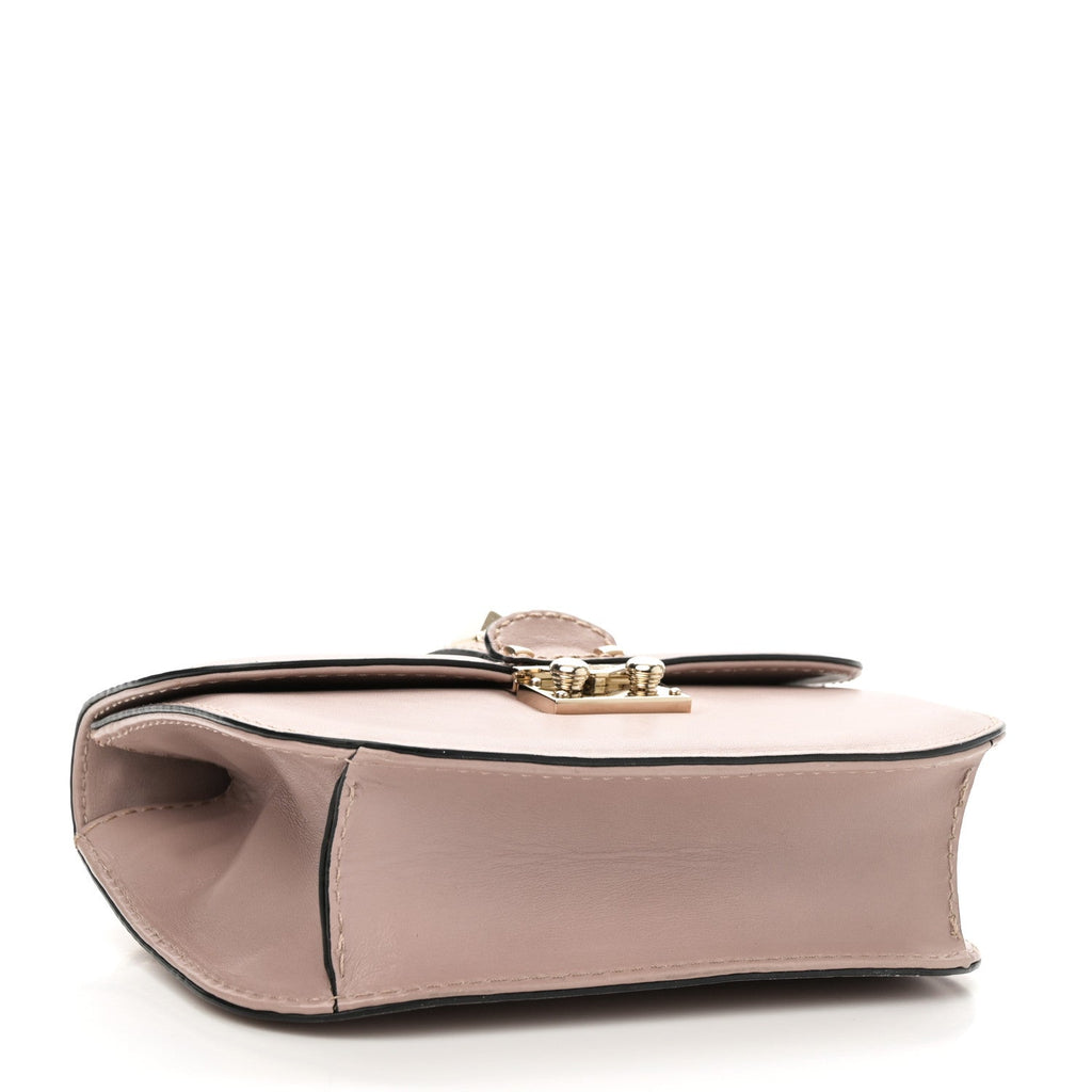 Vitello Small Glam Lock Rockstud Flap Poudre