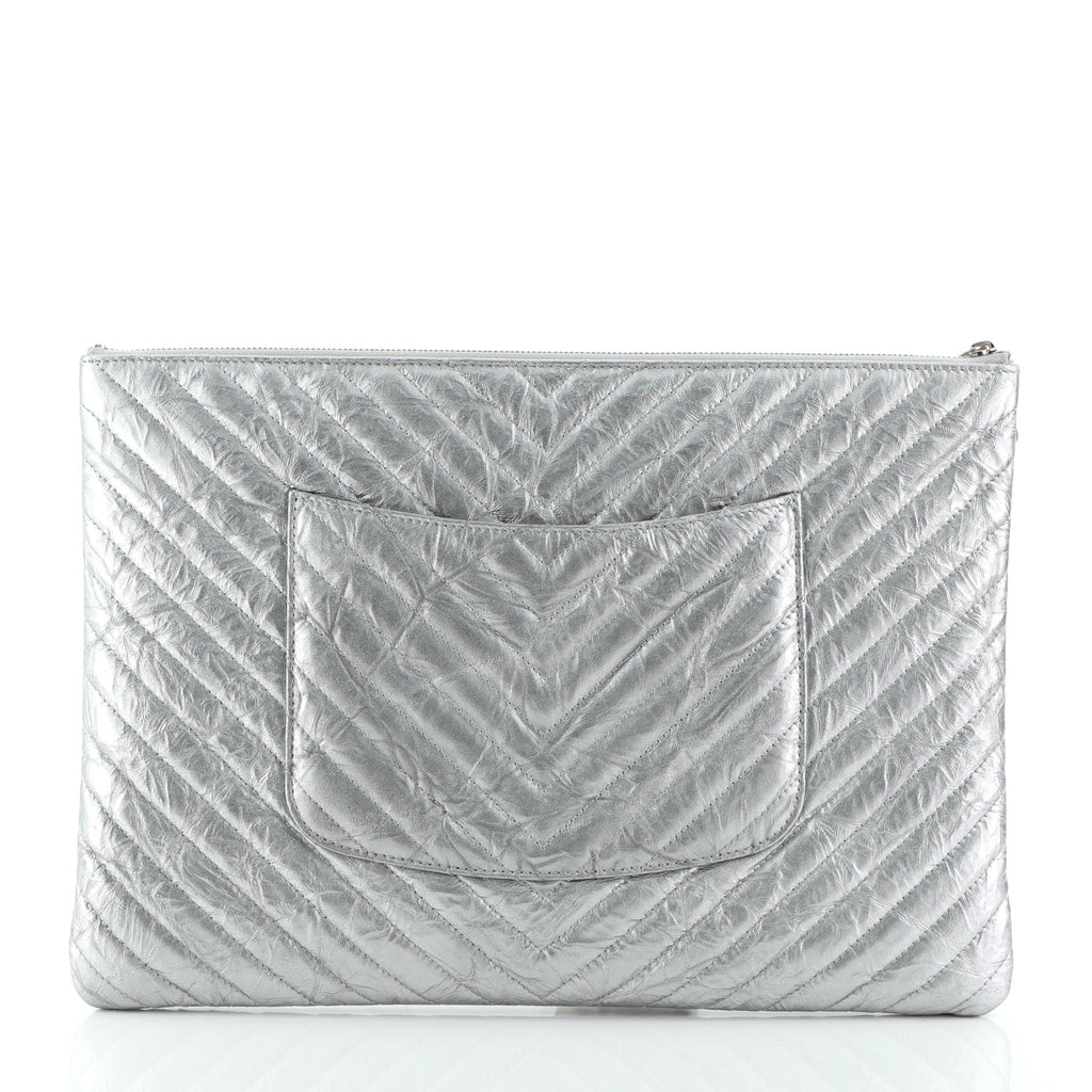 O Case Clutch Chevron Crumpled Calfskin Large