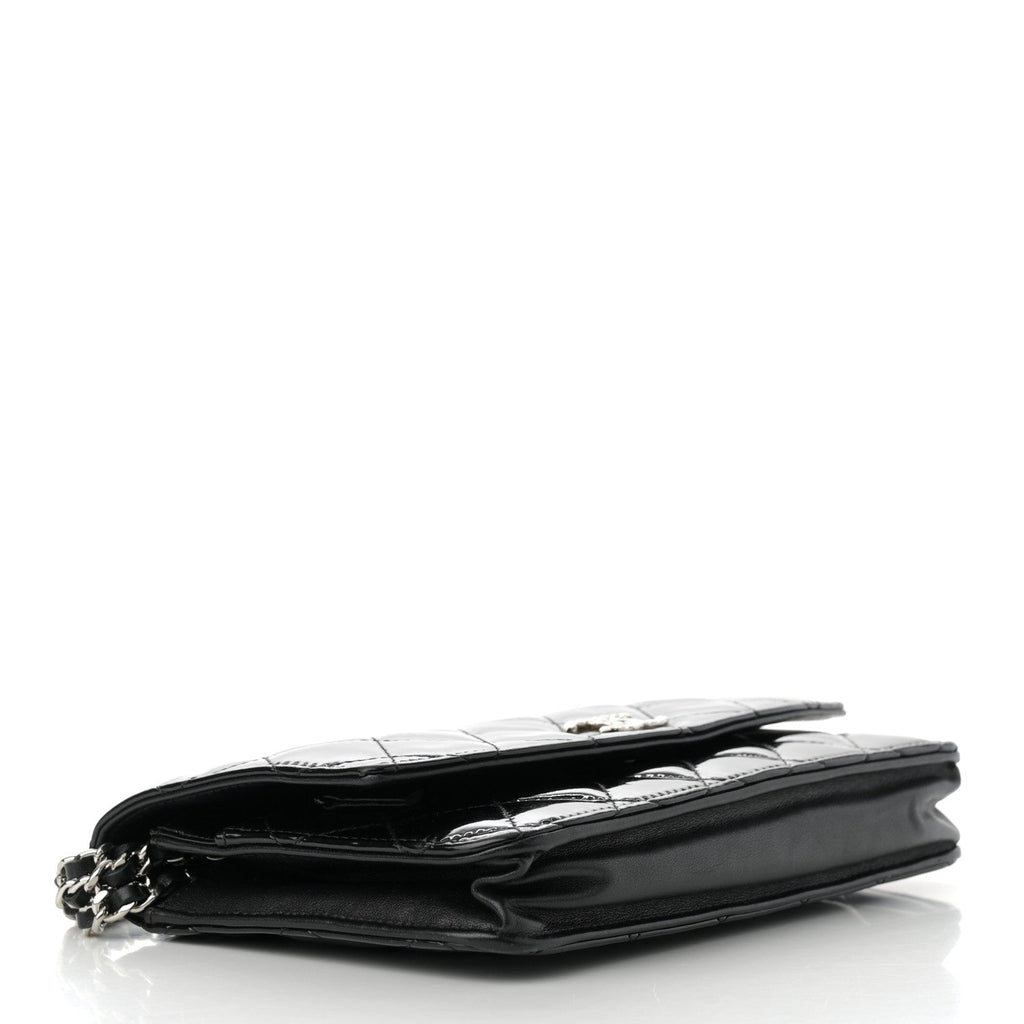 Patent Quilted Brilliant Wallet On Chain WOC Black