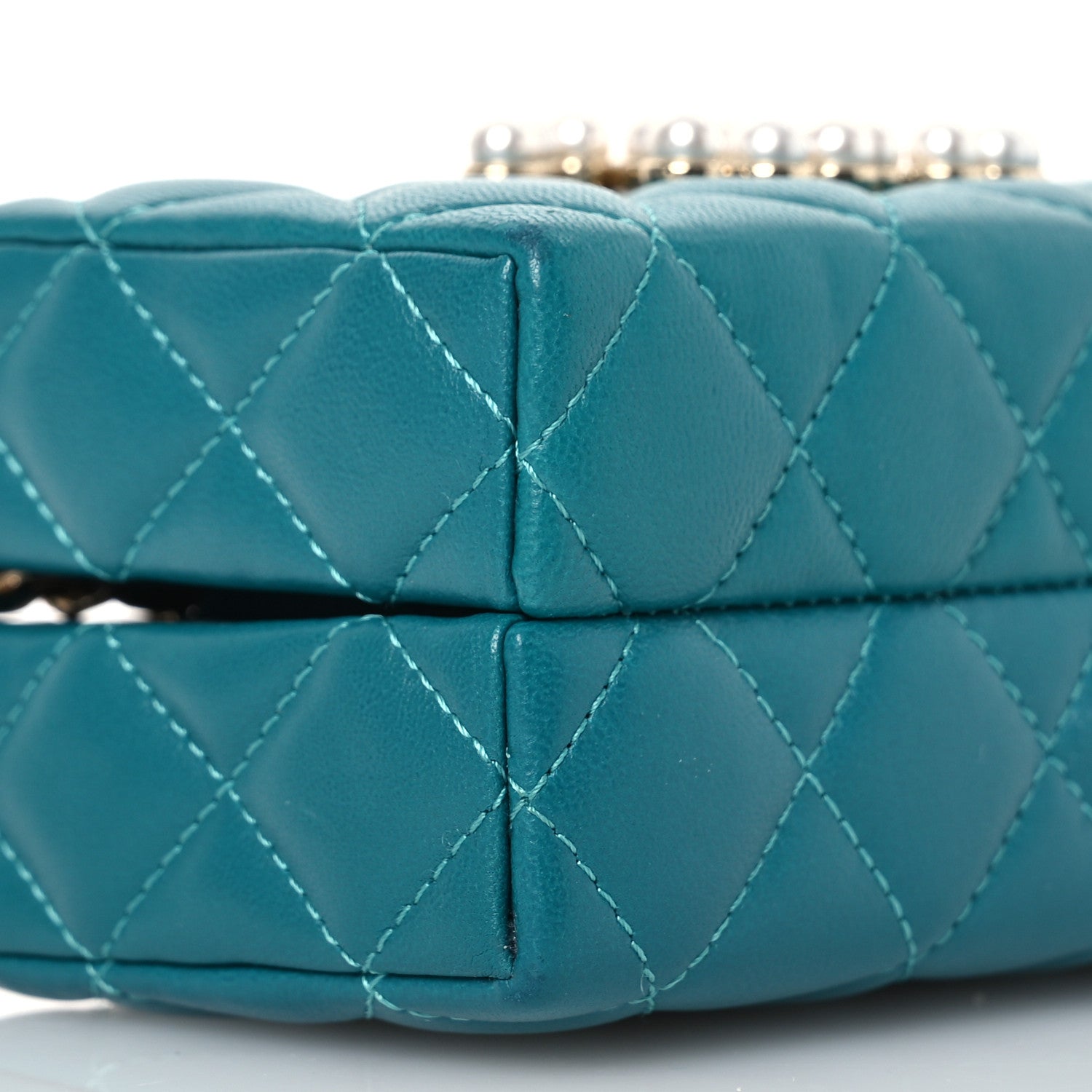 Lambskin Quilted Pearl CC Vanity Case Green