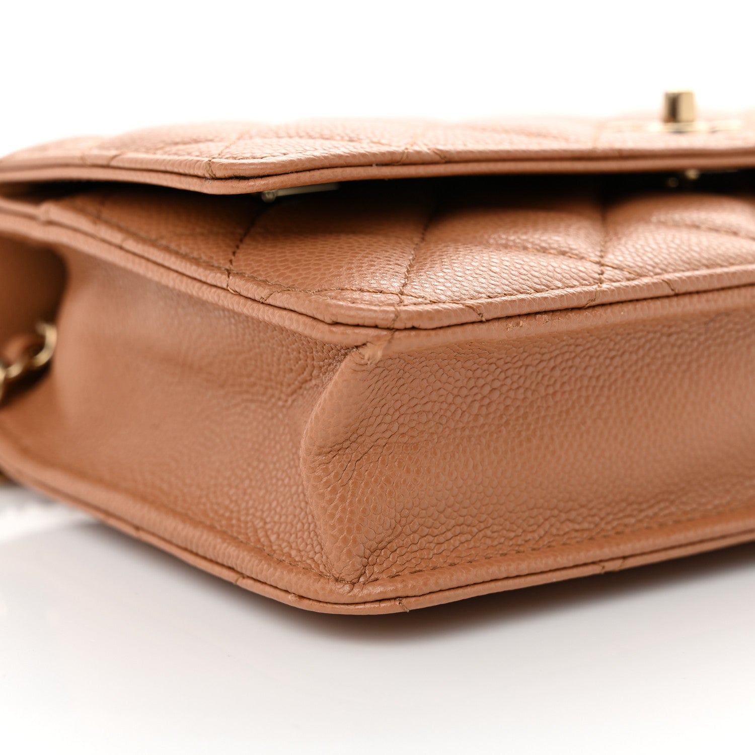 Caviar Quilted CC Turnlock Wallet On Chain WOC Brown