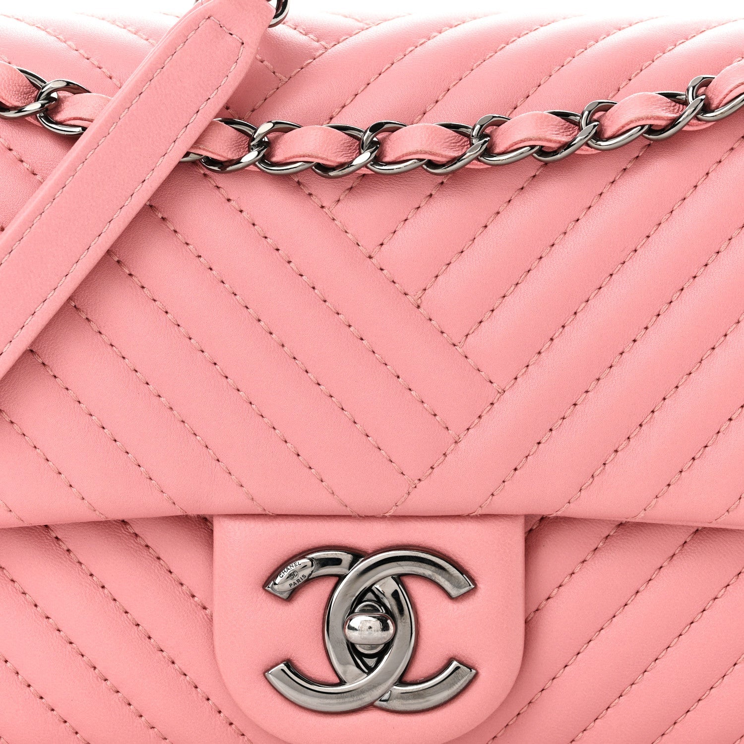 Lambskin Quilted Medium CC Crossing Flap Pink