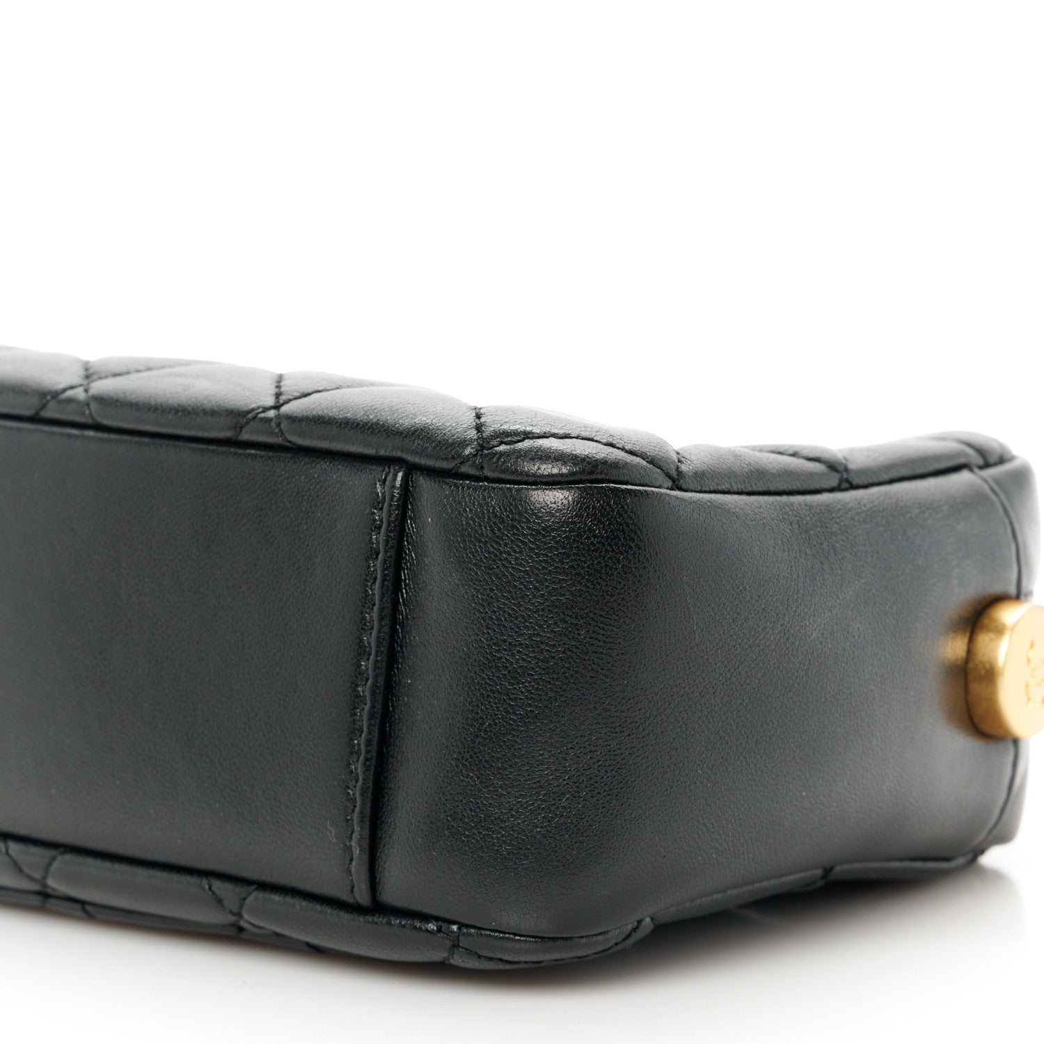 Lambskin Quilted CC Pearl Crush Camera Case Black