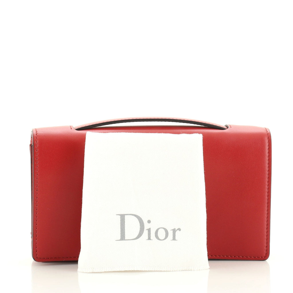 Bee Clutch Leather