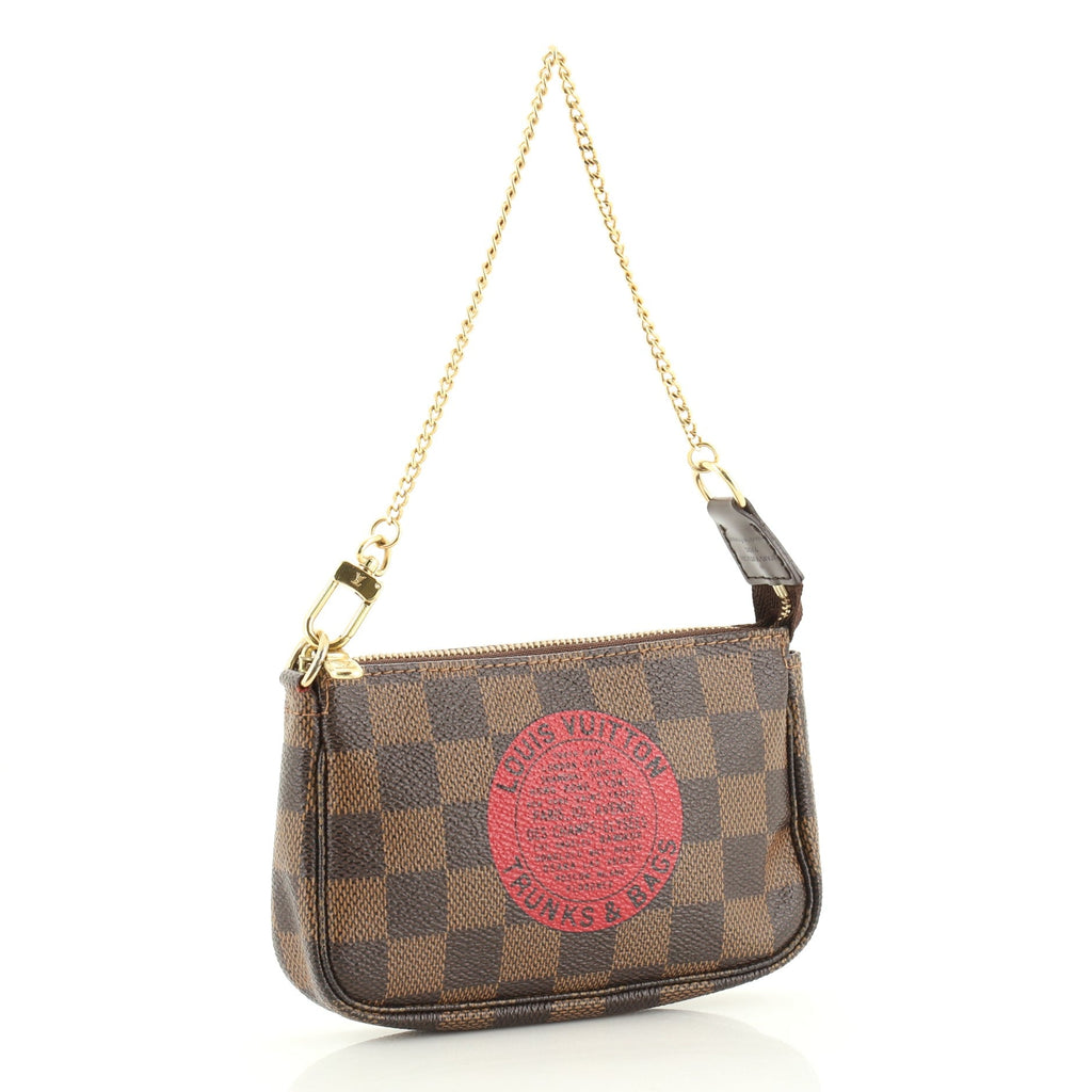 Pochette Accessoires Limited Edition Damier Mini