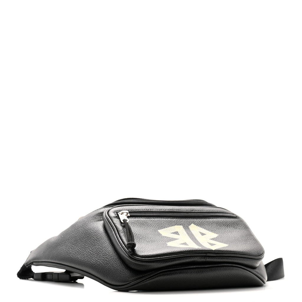 Grained Calfskin Tape Logo Explorer Belt Bag Black White