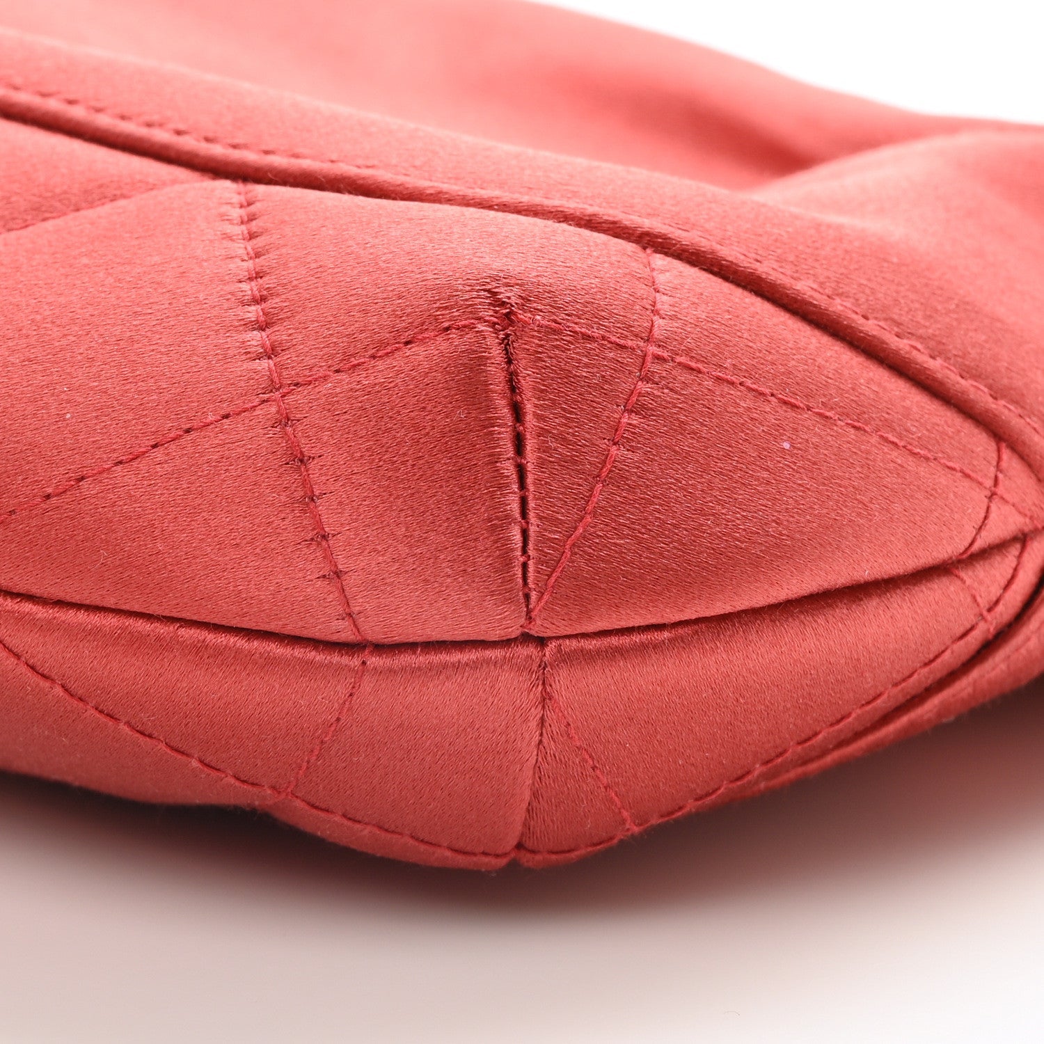 Satin Quilted CC Chain Hobo Red