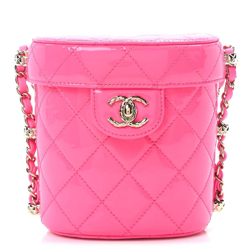 Patent Quilted CC Vani-Tea Case With Chain Neon Pink