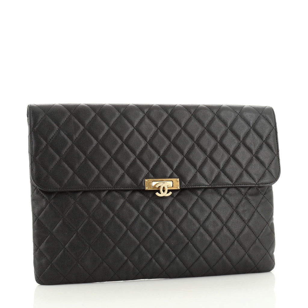 Golden Class O Case Clutch Quilted Caviar Large