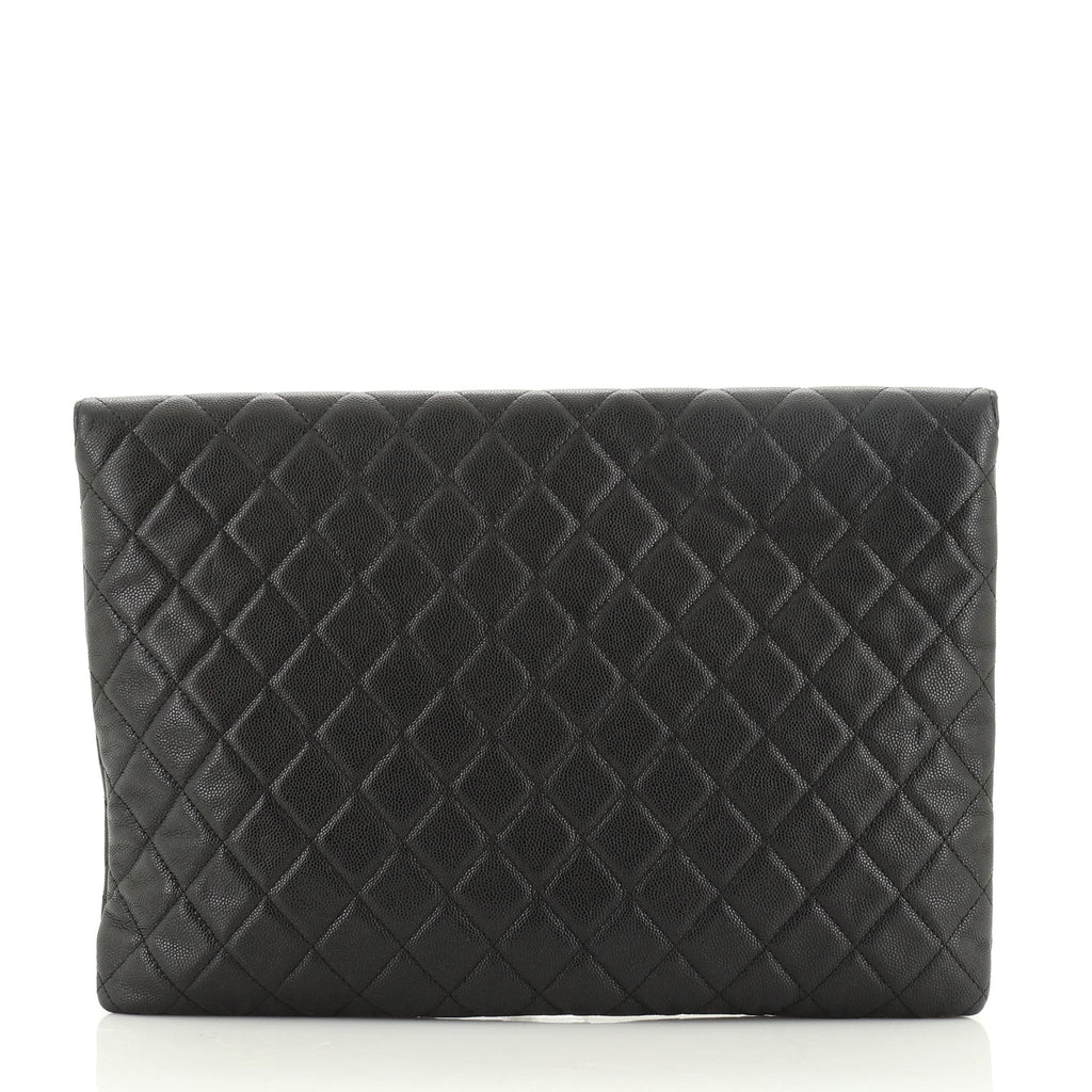 Golden Class O Case Clutch Quilted Caviar Large