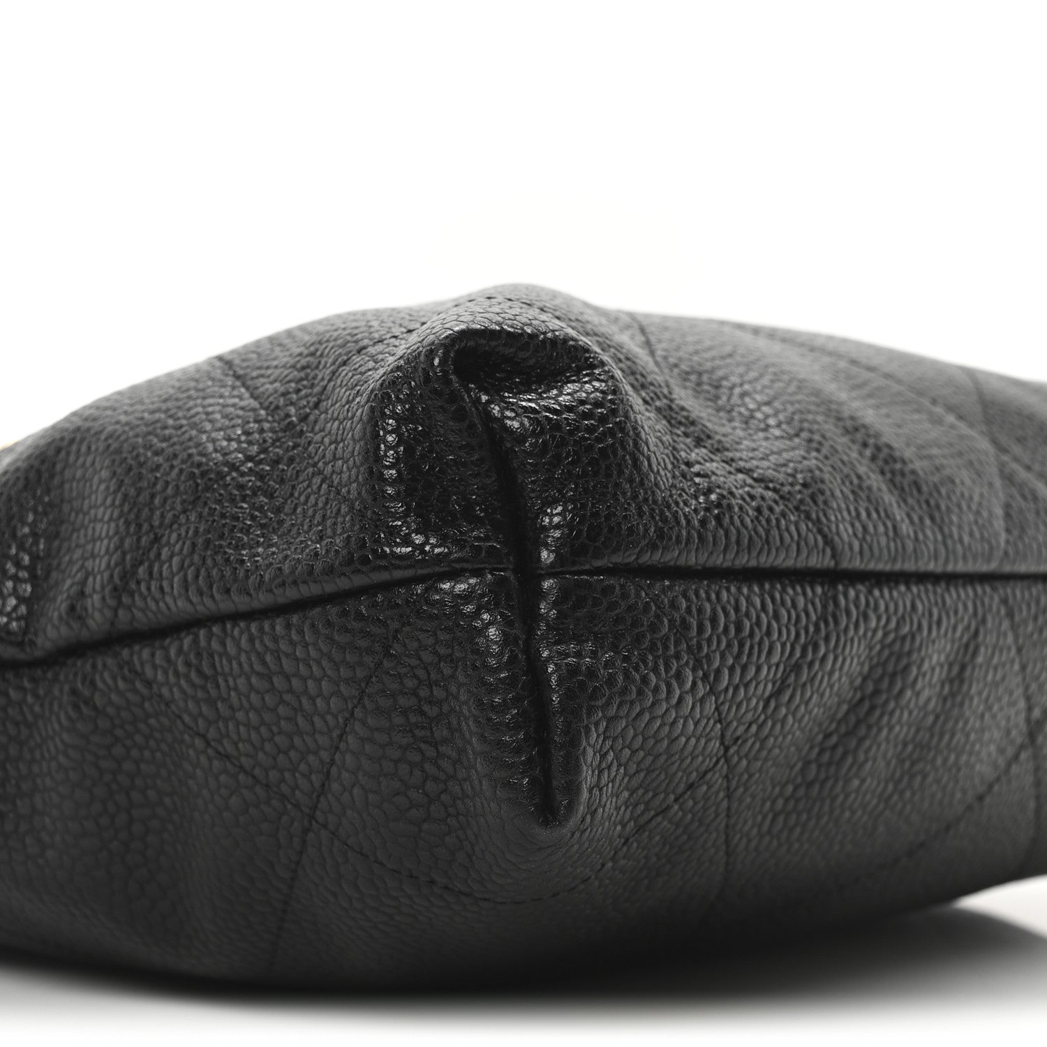 Shiny Caviar Quilted Small Chanel 22 Black