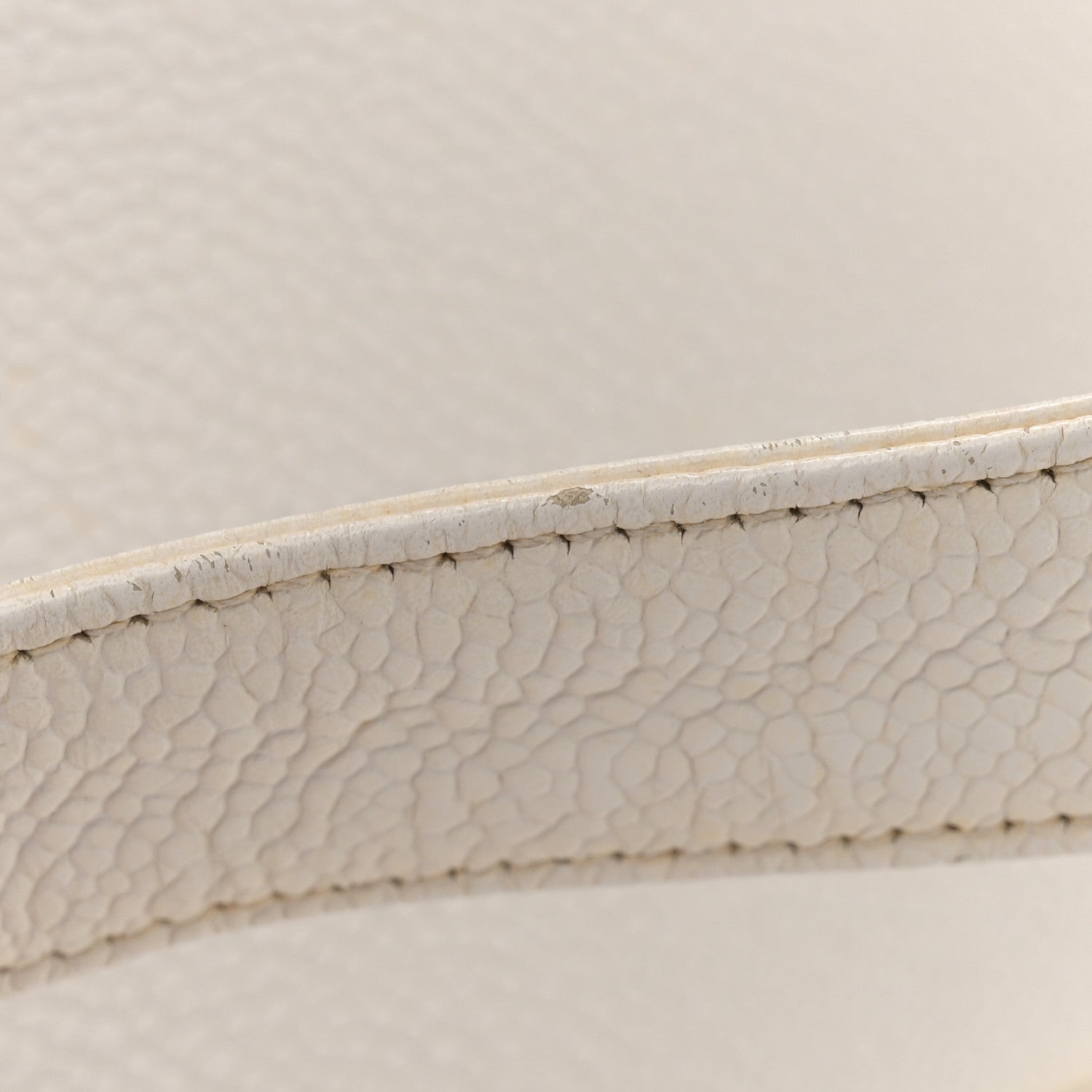 Caviar CC Shoulder Bag White