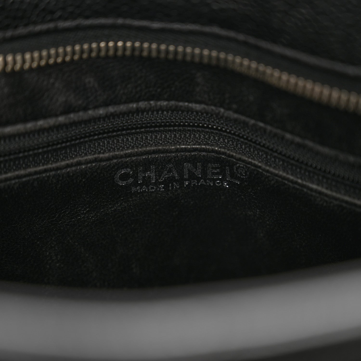 Caviar Quilted Medallion Tote Black