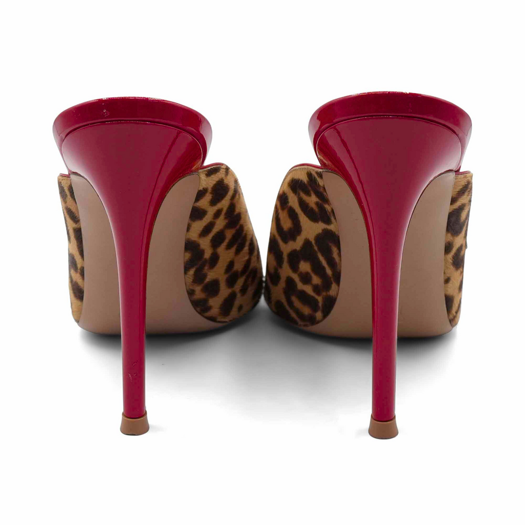 Gianvito Rossi 'Lyle' Mules - Women's 37