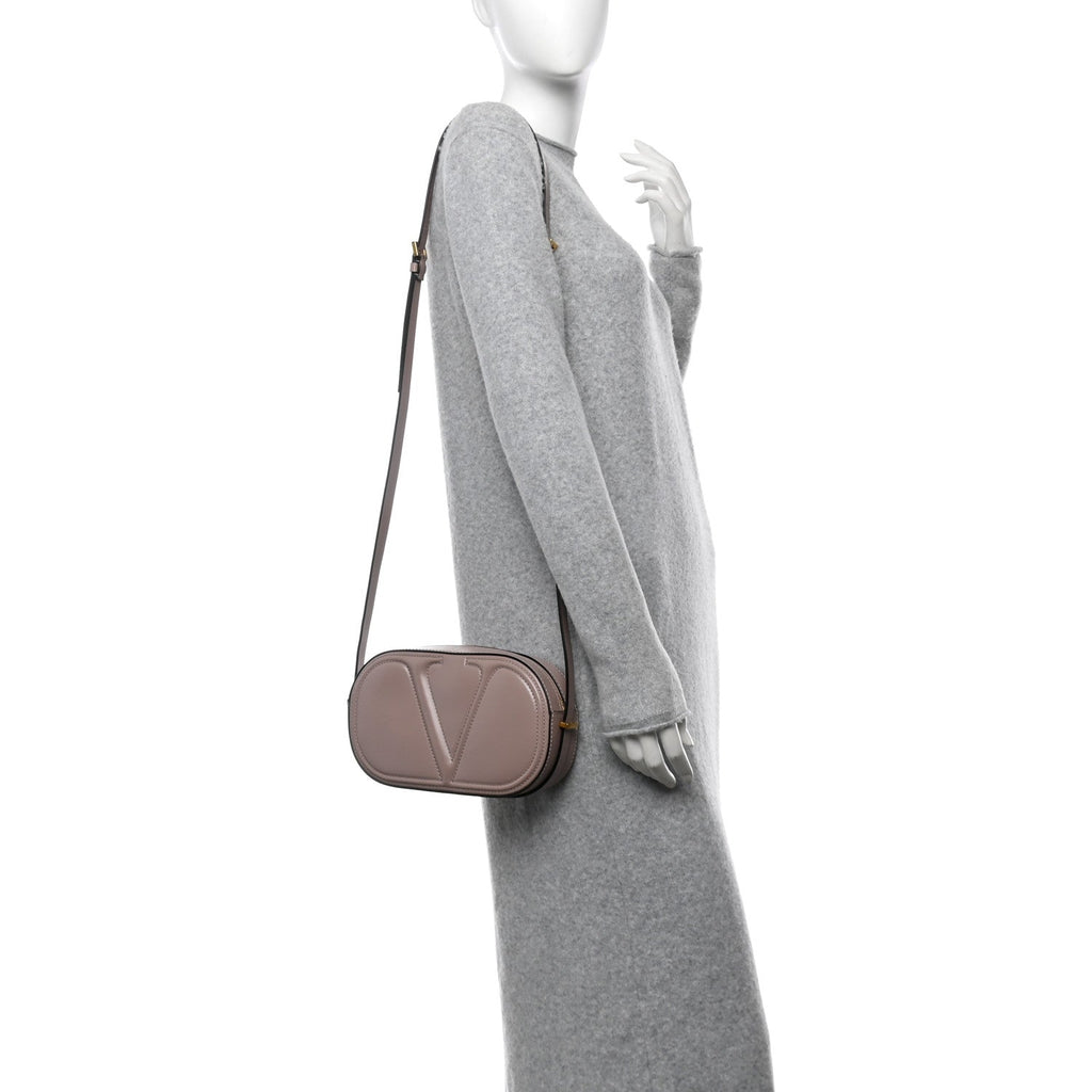 Calfskin VLogo Walk Crossbody Poudre