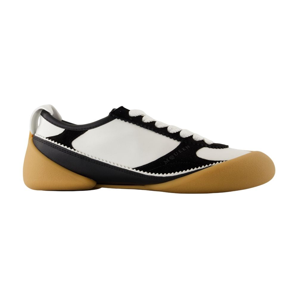 Women's Sneakers Oversized - Alexander McQueen - Leather - White