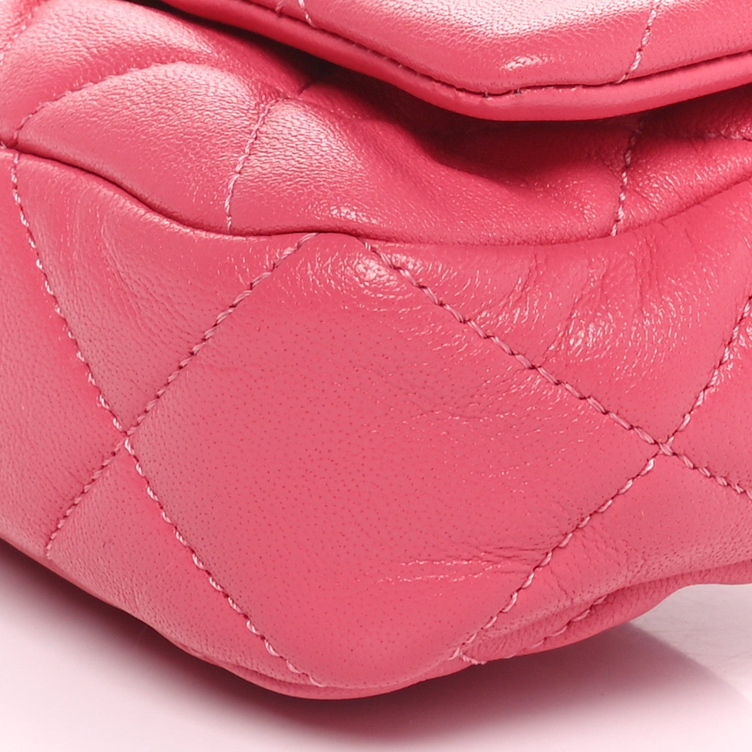 Lambskin Quilted Chanel 19 Waist Bag Pink