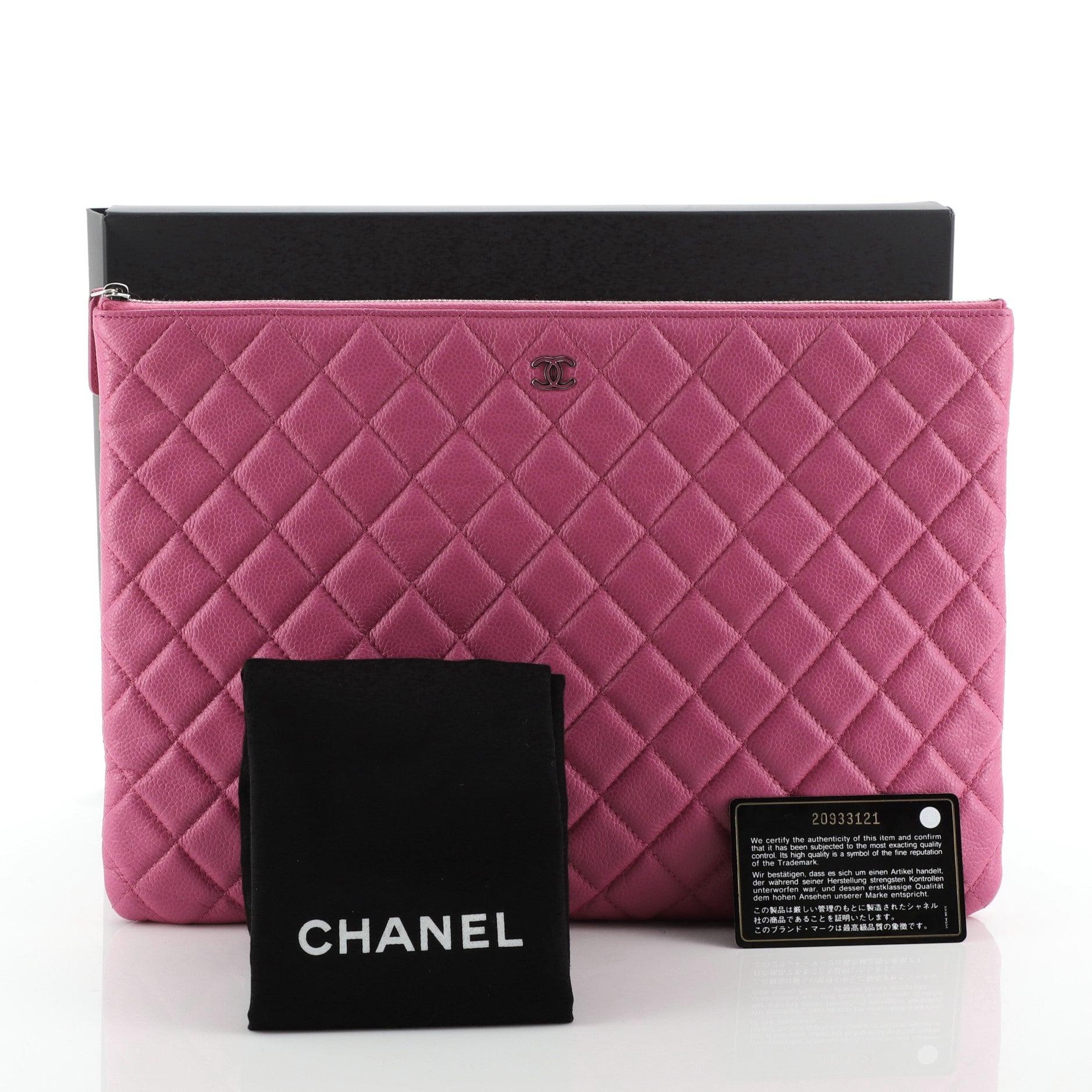 O Case Clutch Quilted Caviar Large