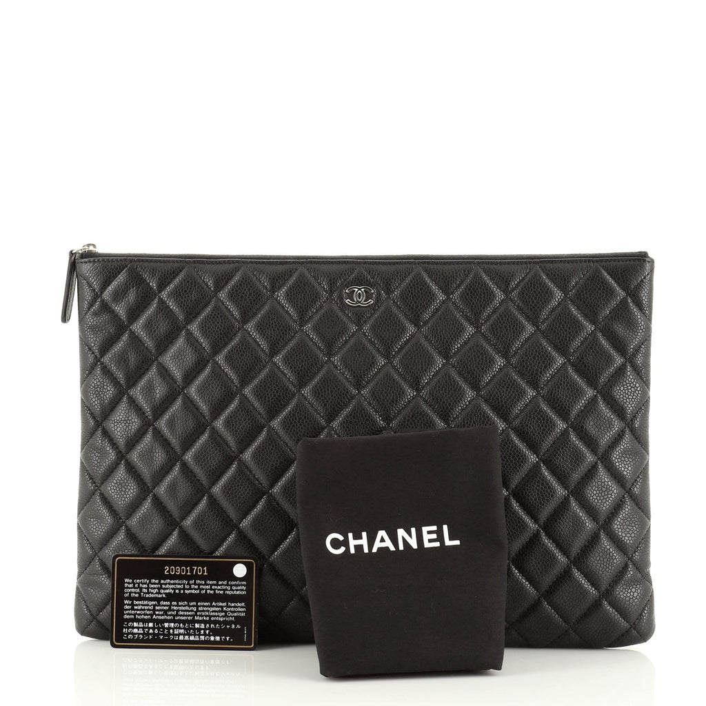 O Case Clutch Quilted Caviar Large