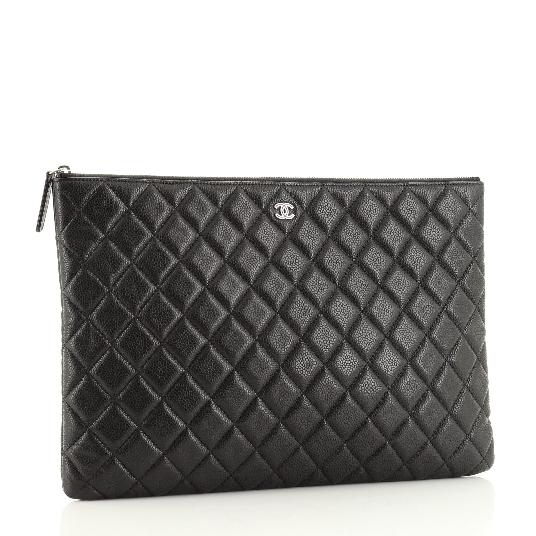 O Case Clutch Quilted Caviar Large