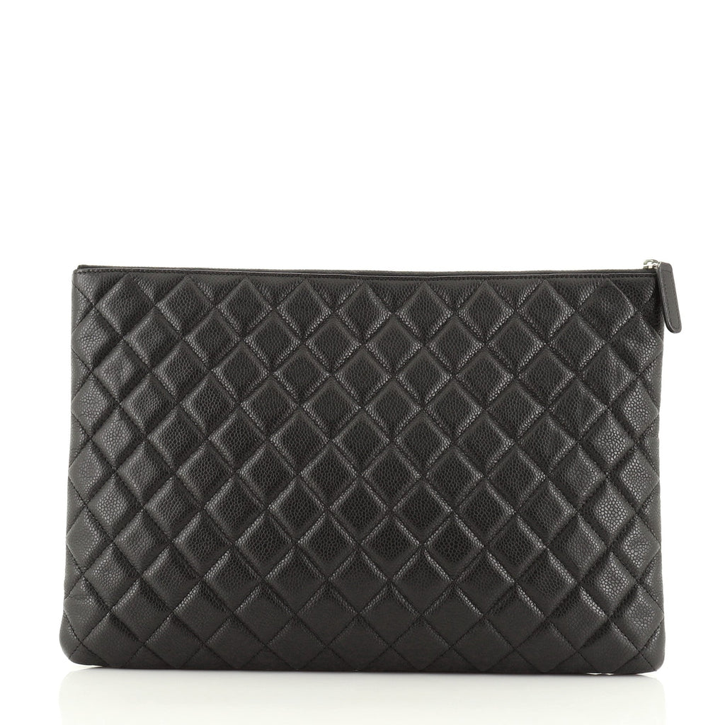 O Case Clutch Quilted Caviar Large