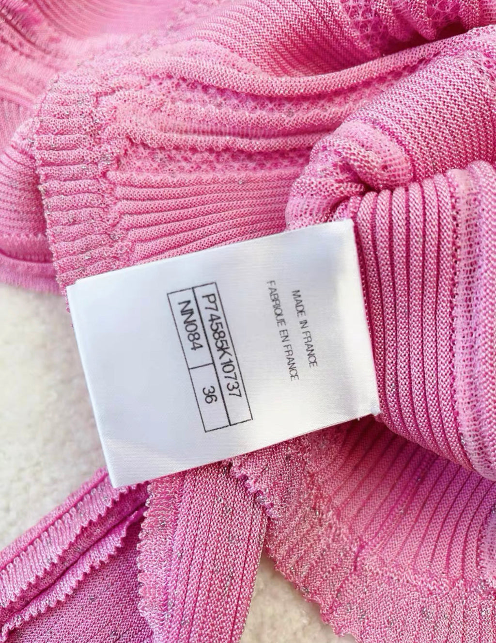 Chanel 23P Rose Crystal CC Buttons Viscose Cropped igan size 36