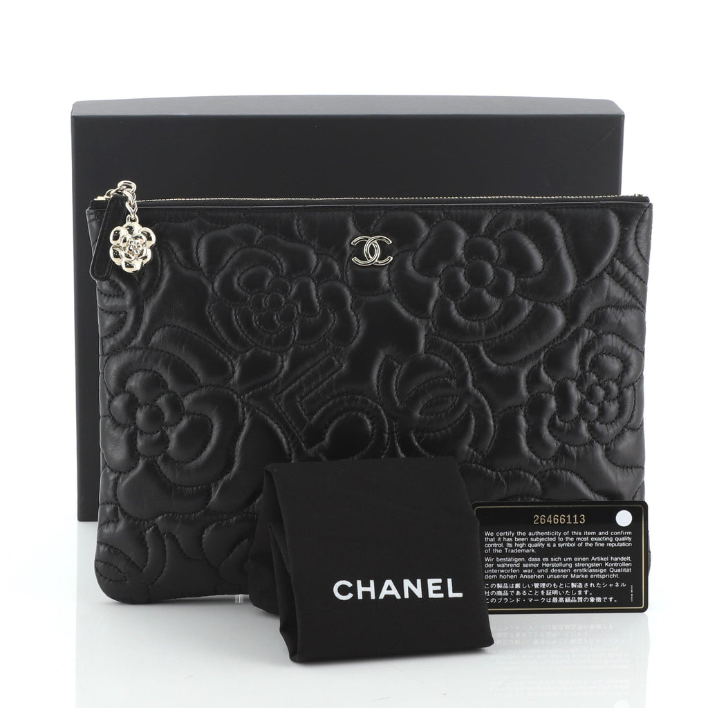 O Case Clutch Camellia Lambskin Medium