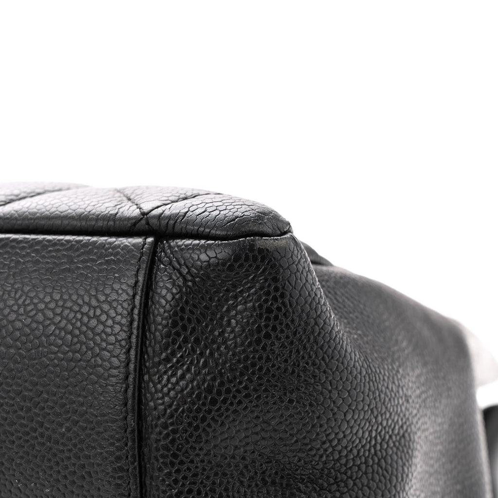 Caviar Quilted Grand Shopping Tote GST Black