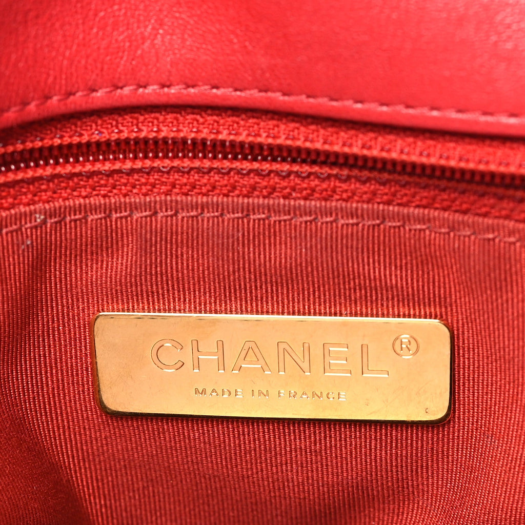 Lambskin Quilted Medium Chanel 19 Flap Red
