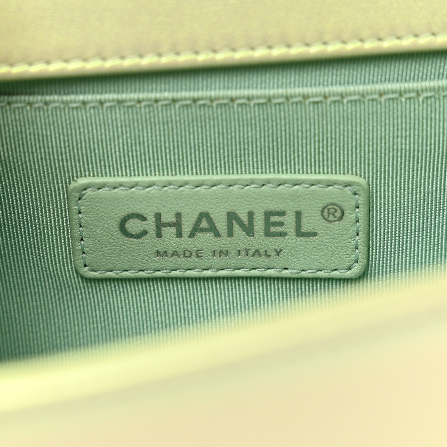Iridescent Lambskin Chevron Quilted Medium Boy Flap Green