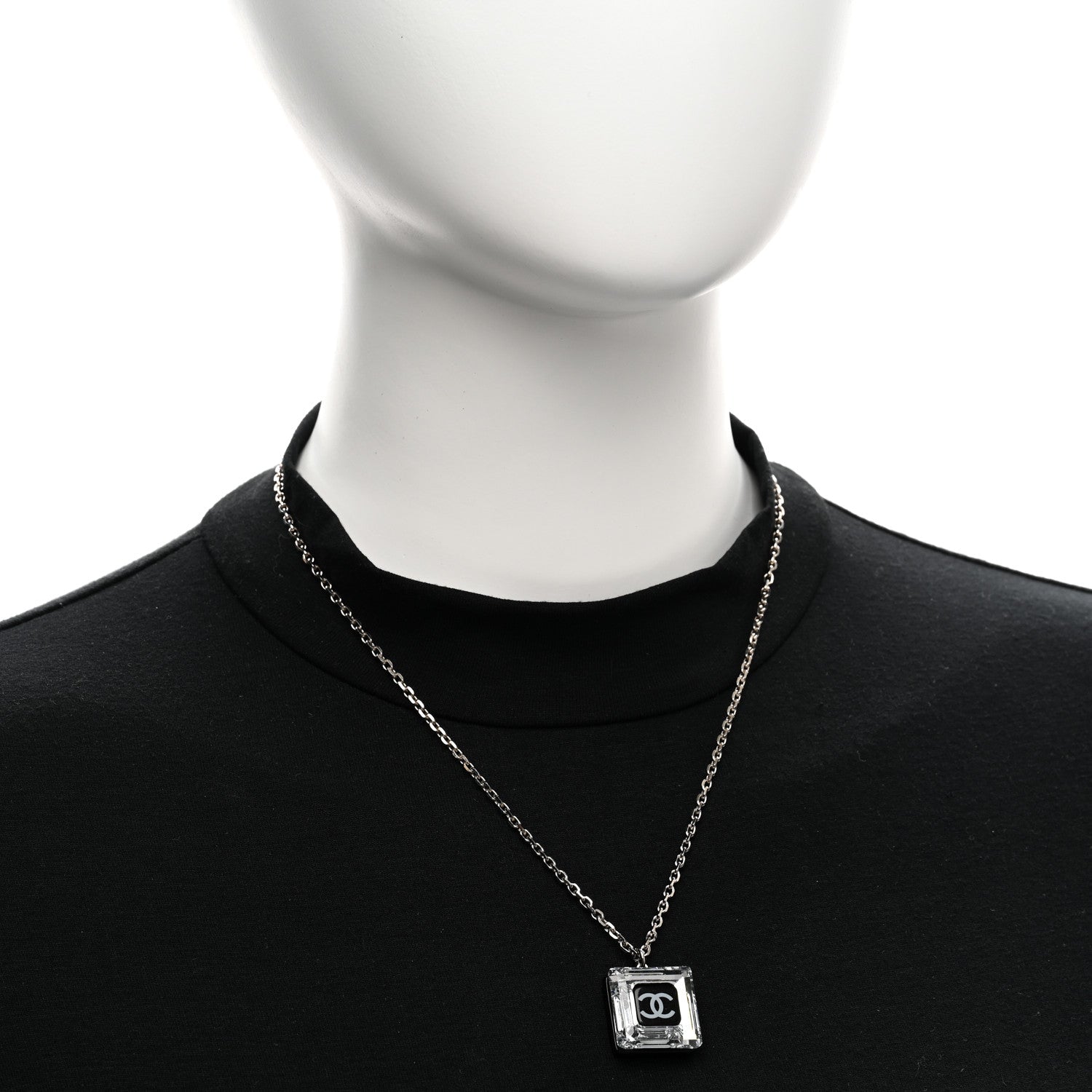 Resin Strass Geometric Square CC Necklace Black