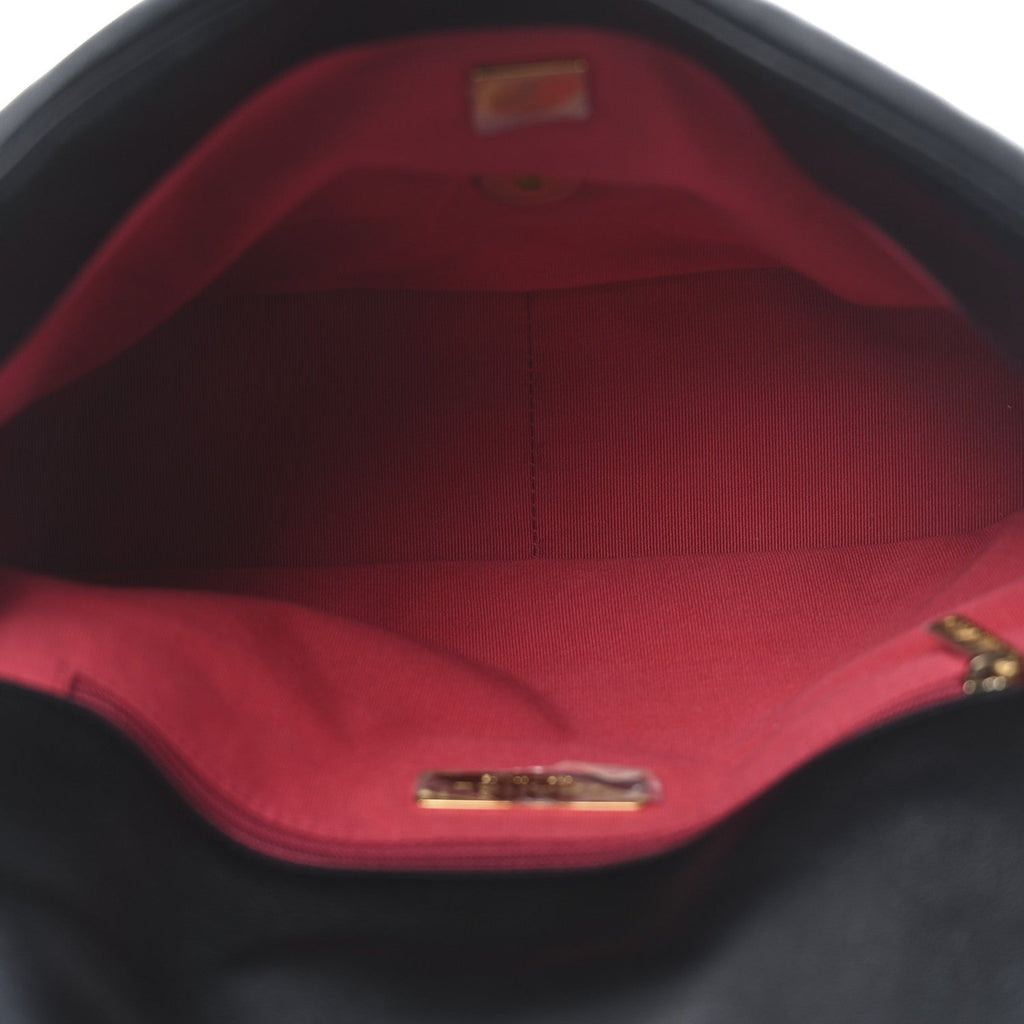 Lambskin Quilted Medium Chanel 19 Flap Black