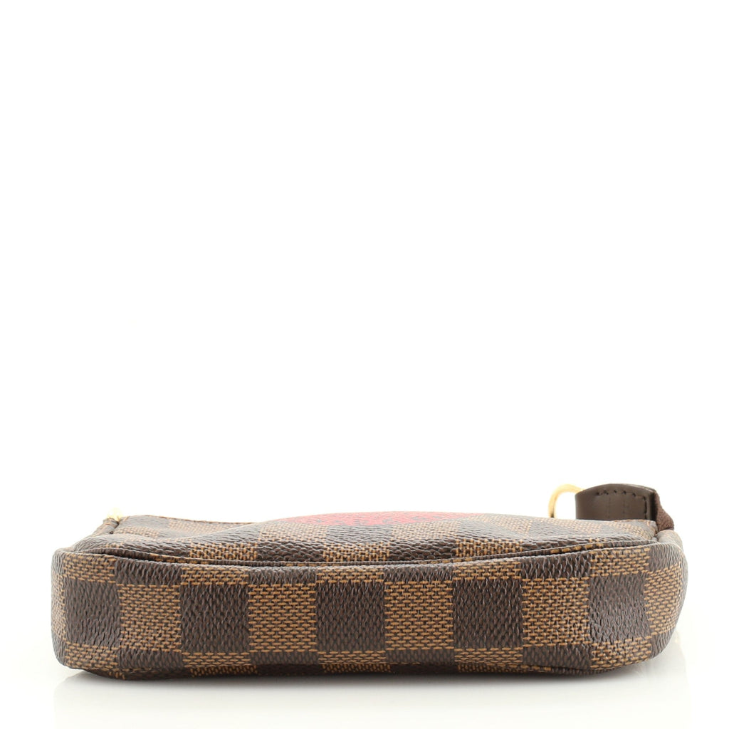 Pochette Accessoires Limited Edition Damier Mini