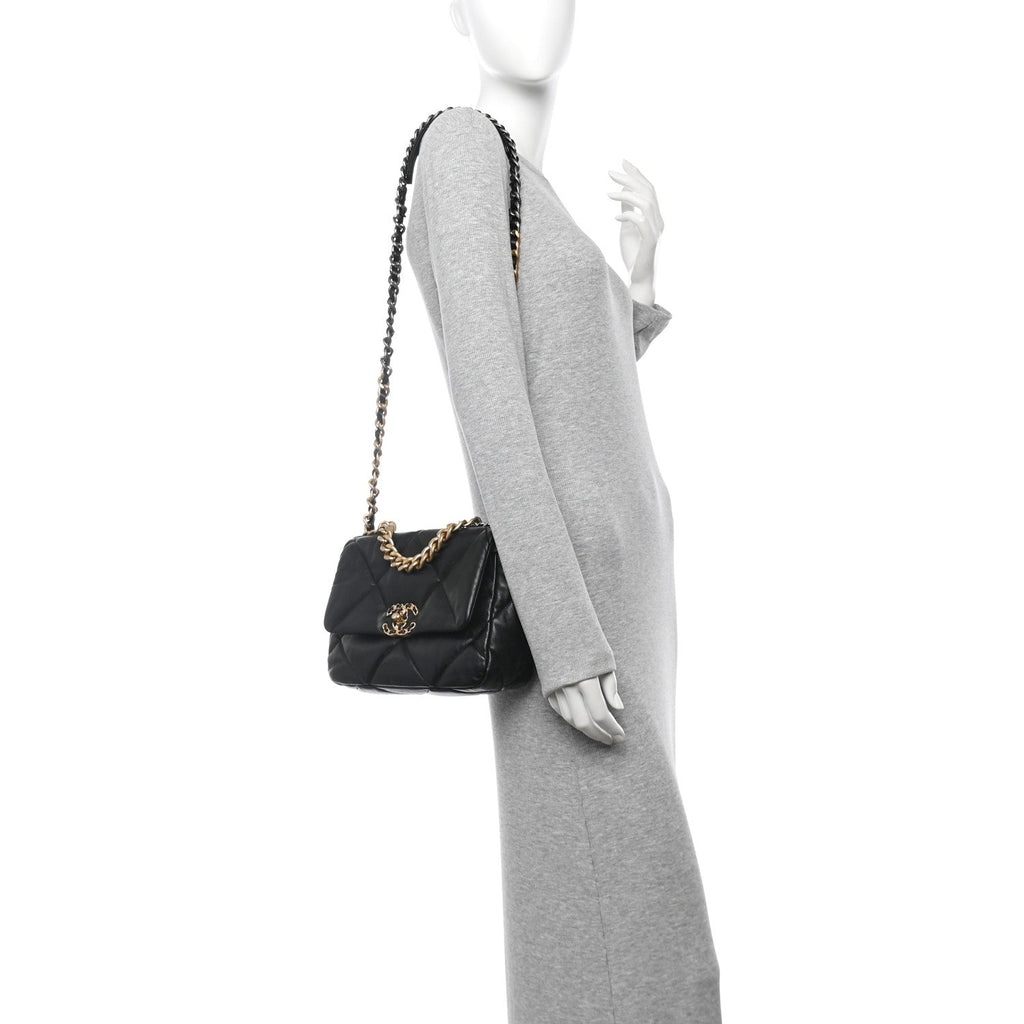 Lambskin Quilted Medium Chanel 19 Flap Black