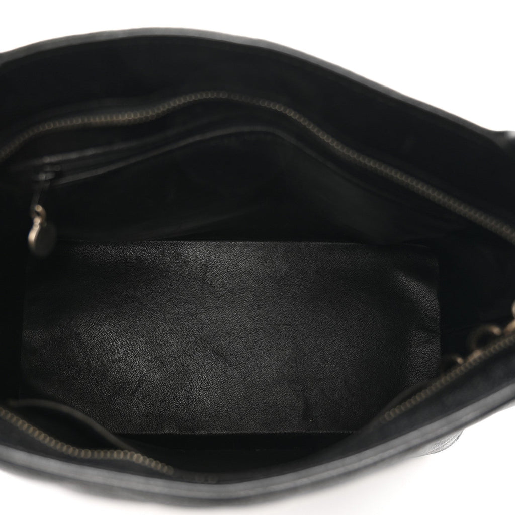 Caviar Quilted Medallion Tote Black
