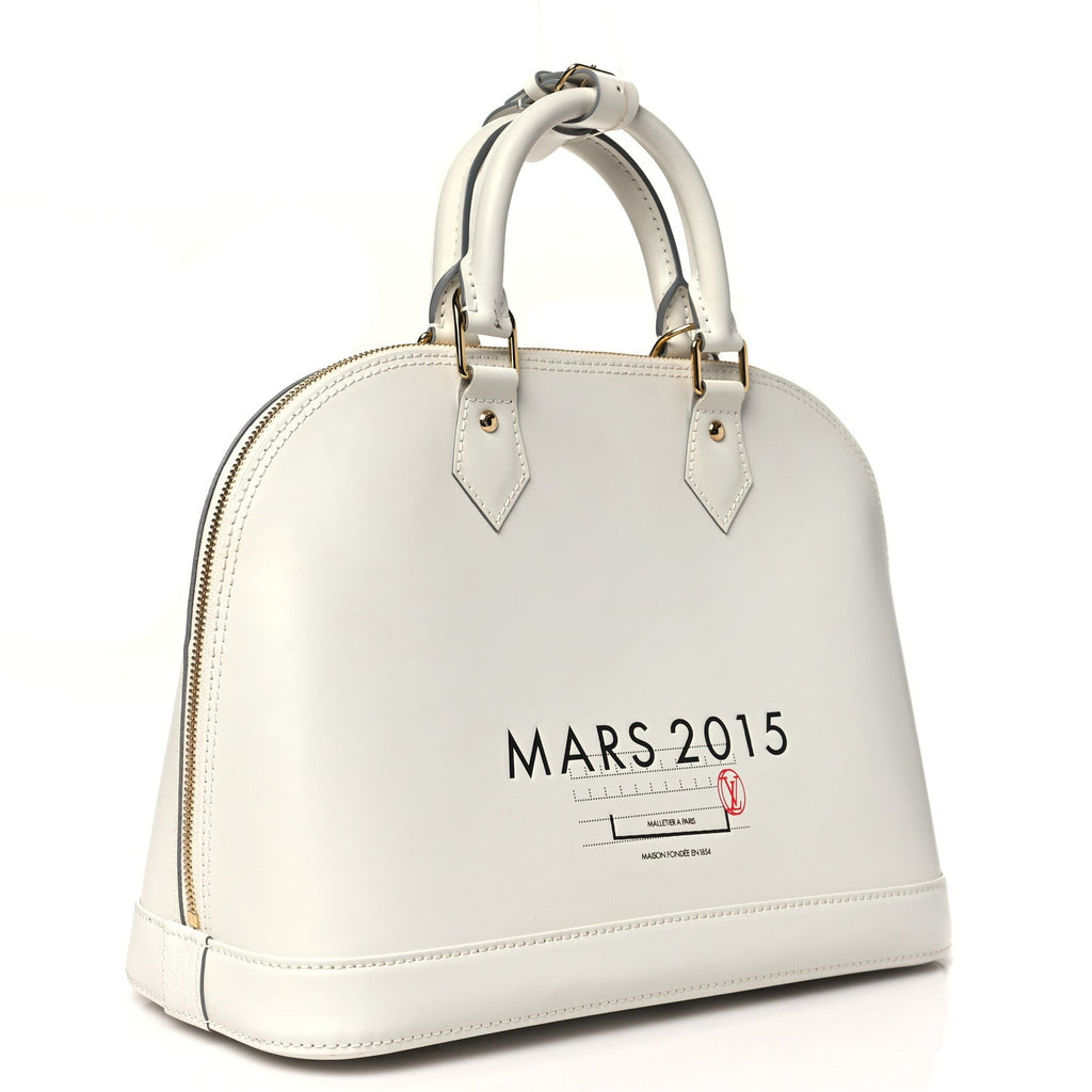 Smooth Calfskin Signature Alma PM White