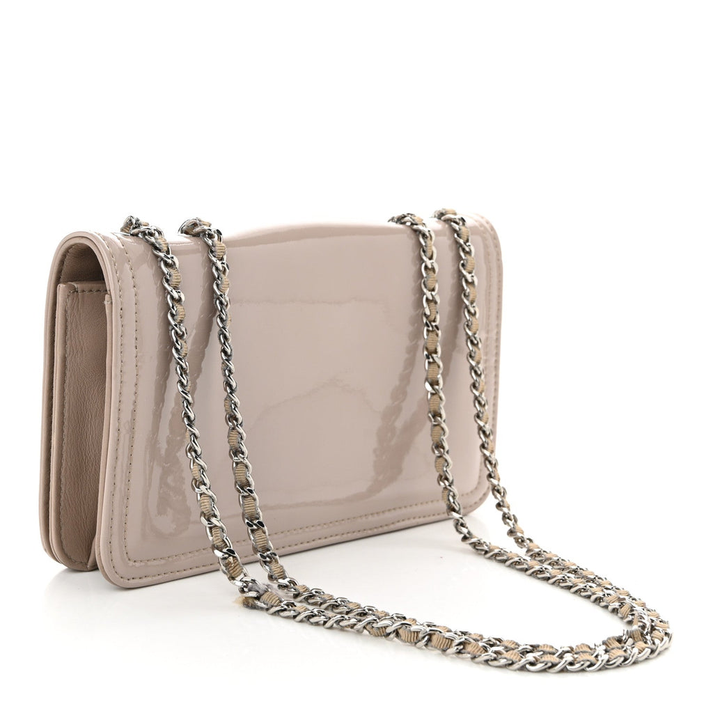 Vinyl Lipstick Wallet On Chain WOC Beige