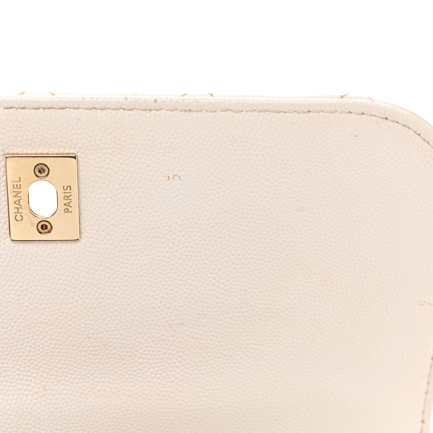 Caviar Quilted Medium Business Affinity Flap White