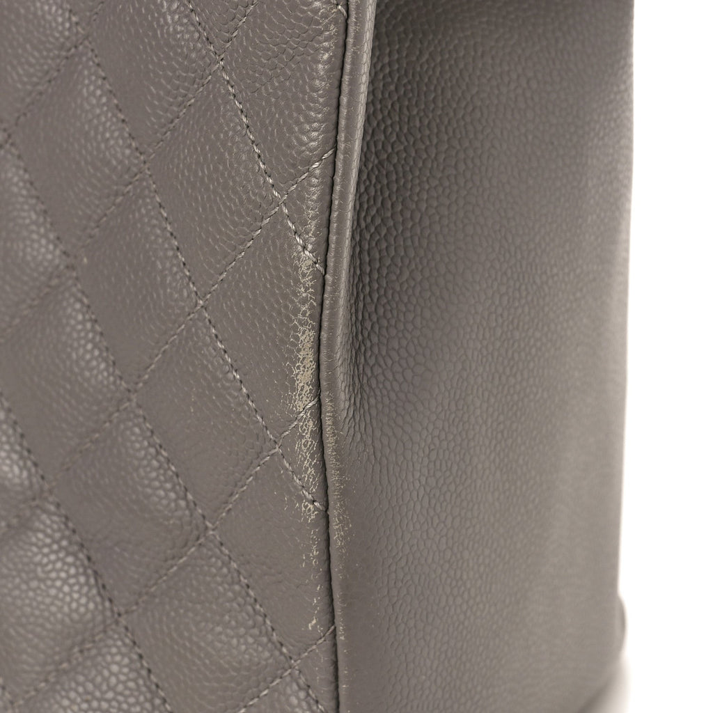 Caviar Quilted Grand Shopping Tote GST Light Grey