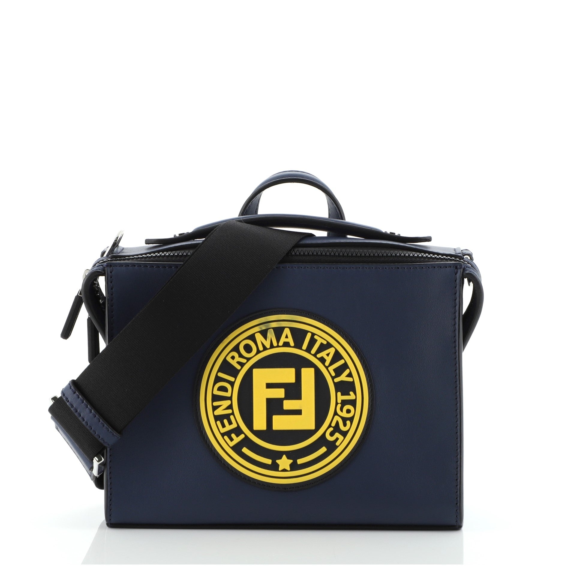 Logo Patch Lui Messenger Bag Leather Mini