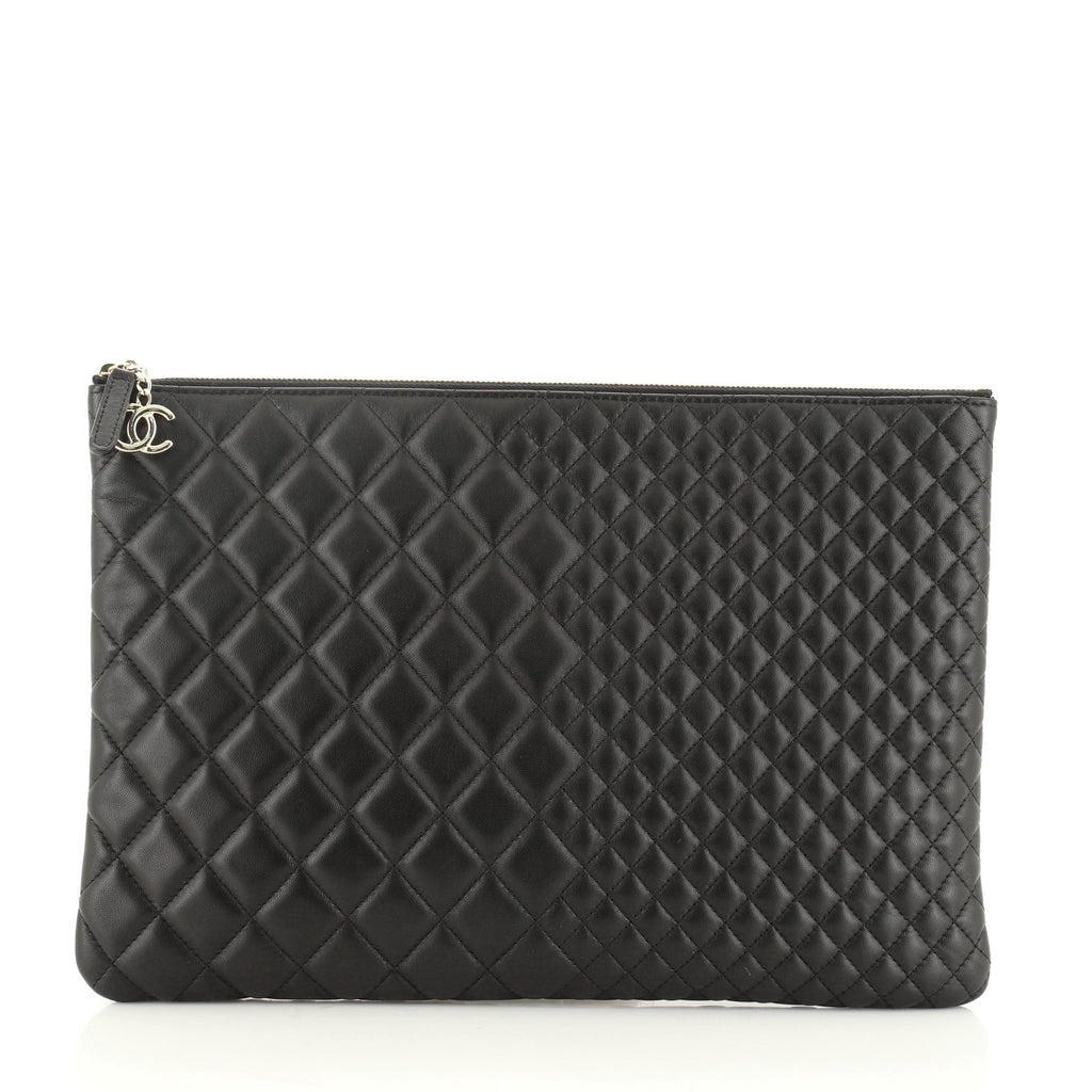 O Case Clutch Quilted Lambskin Large