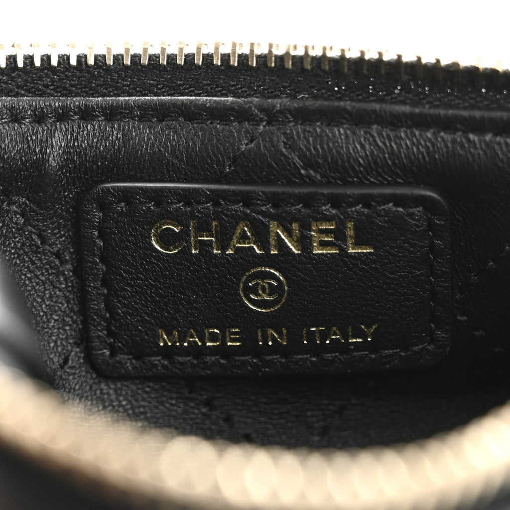 Shiny Crumpled Lambskin Quilted Chain Around Mini Pouch Black