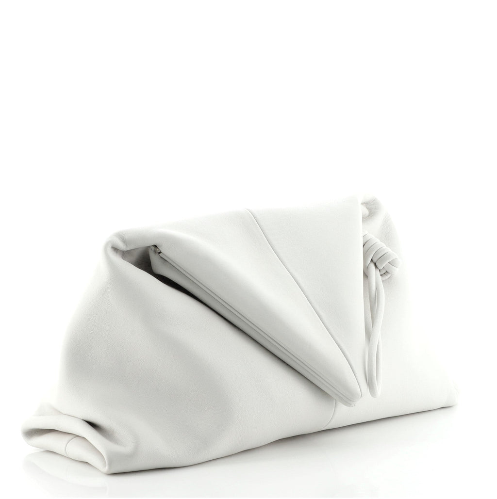 BV Trine Fold Clutch Leather