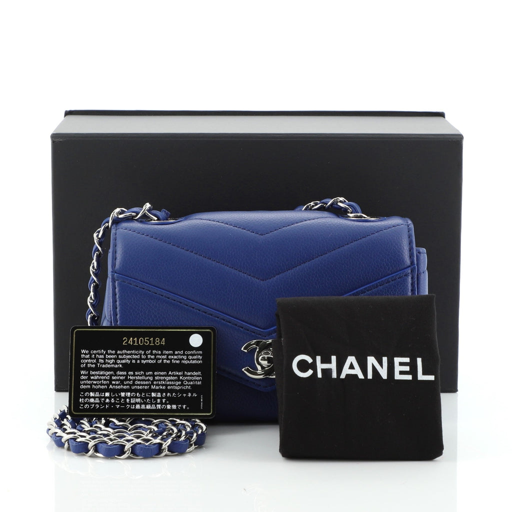 Data Center Envelope Flap Bag Chevron Caviar Mini